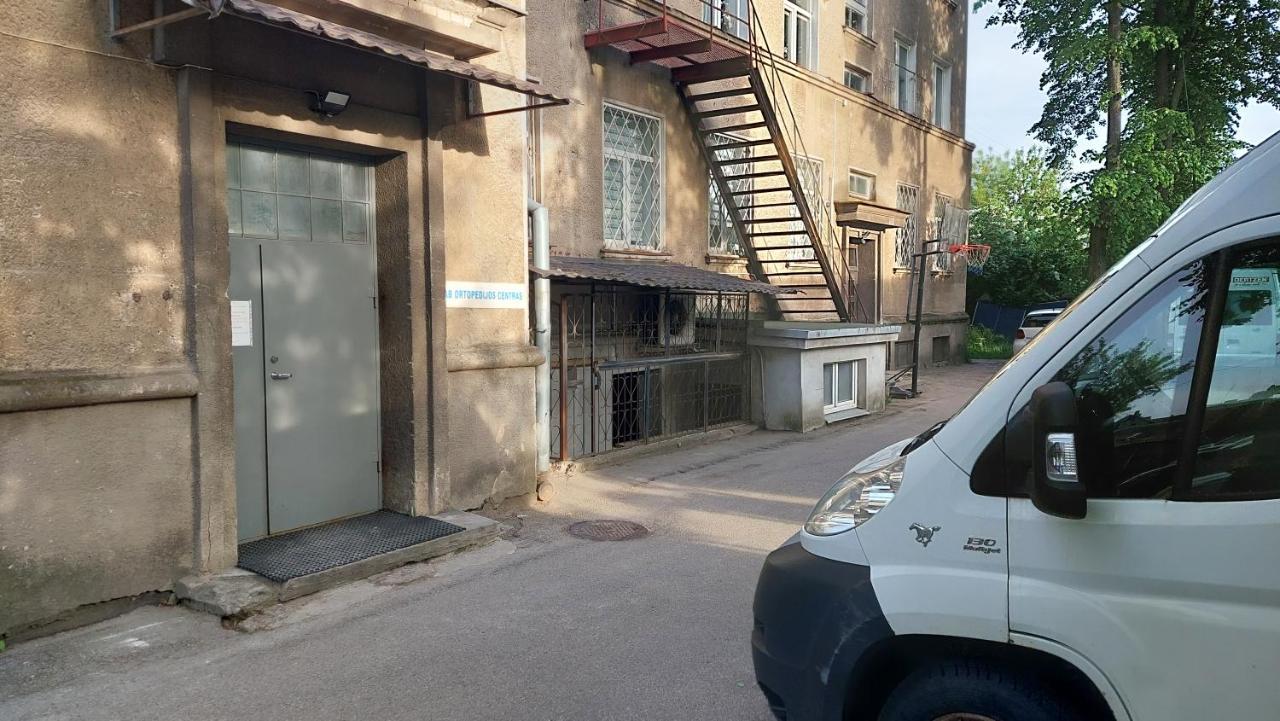 Апартаменти Fun And Chill Patalpu Ir Pirties Nuoma Вільнюс Екстер'єр фото