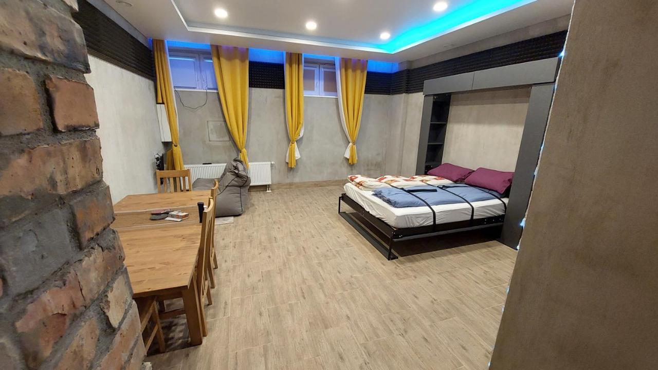 Апартаменти Fun And Chill Patalpu Ir Pirties Nuoma Вільнюс Екстер'єр фото