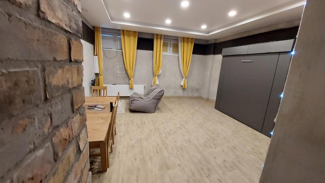Апартаменти Fun And Chill Patalpu Ir Pirties Nuoma Вільнюс Екстер'єр фото